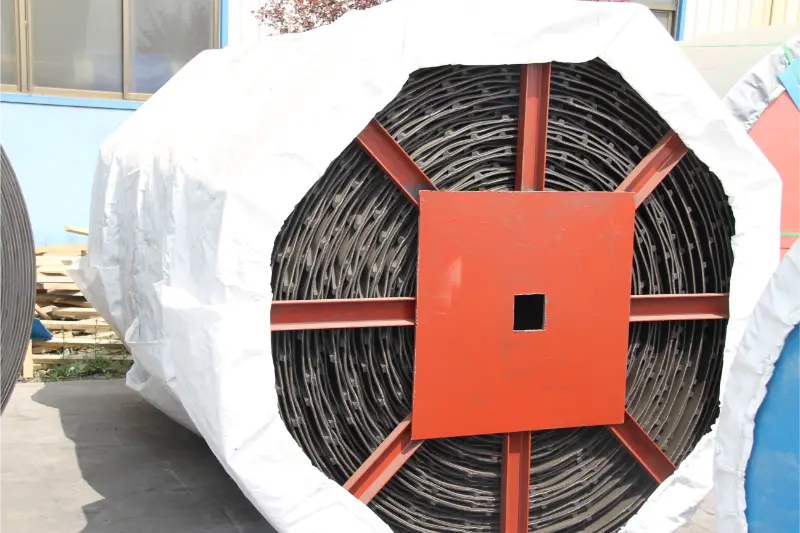 Atsargumo priemonės montuojant „Chevron“ diržus